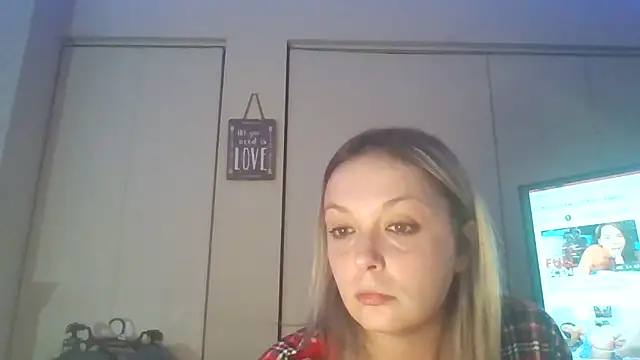 Candykissesxoxo online show from December 2025 06:33:01 AM