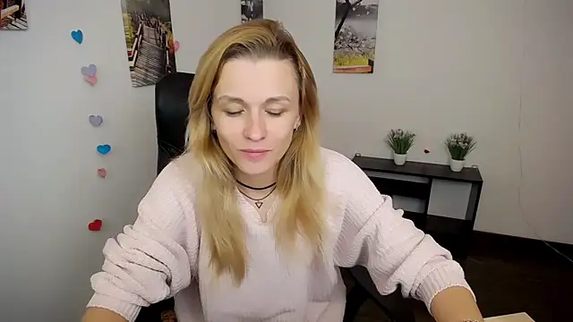 PeppyMia online show from October 2025 06:56:02 AM