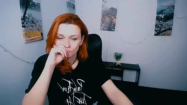 Snapshot of PeppyMia chatting on February 2026 07:39:02 AM PeppyMia online show from February 2026 07:39:02 AM