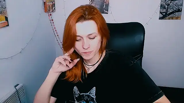 Snapshot of PeppyMia chatting on February 2026 07:20:02 AM PeppyMia online show from February 2026 07:20:02 AM