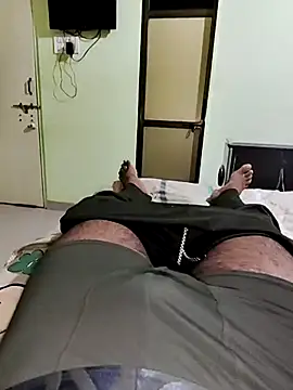 Kartik200798 online show from October 2025 04:37:01 PM