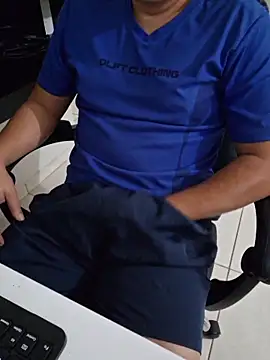 Carloskasado online show from November 2025 11:55:02 AM