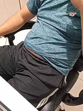 Carloskasado online show from December 2025 07:13:02 AM