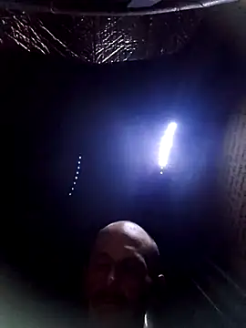 Snapshot of Romance32 chatting on October 2025 07:38:02 AM Romance32 online show from October 2025 07:38:02 AM