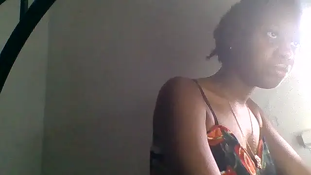 Snapshot of _she_was_a_fairy chatting on November 2025 05:35:02 PM she was a fairy online show from November 2025 05:35:02 PM