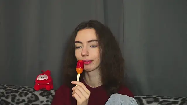 DeneenTurja online show from September 2025 10:20:01 AM