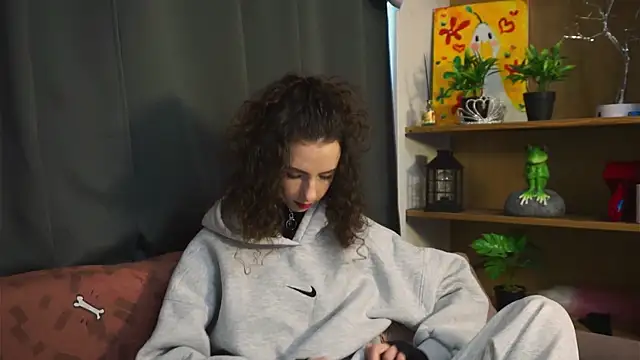 DeneenTurja online show from September 2025 09:25:02 AM