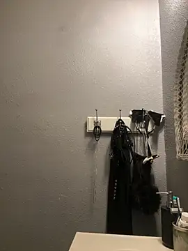 goddessmissmia online show from October 2025 05:21:02 PM