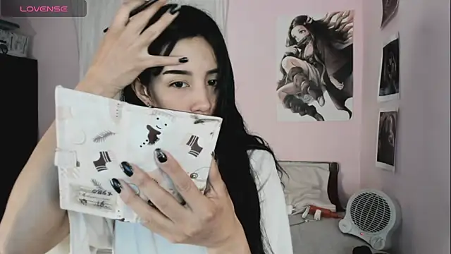 Miss Charlottet online show from February 2026 10:39:01 PM