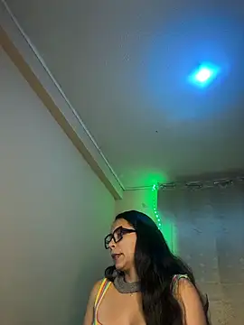 princesaliay online show from February 2026 09:29:02 AM