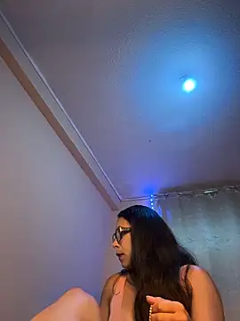 princesaliay online show from March 2026 10:01:01 AM