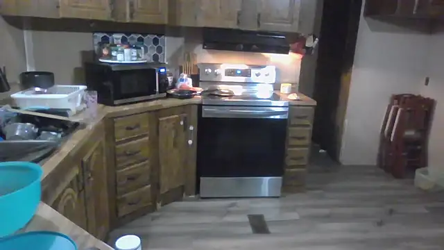 Snapshot of morethemerry chatting on April 2026 03:01:01 AM morethemerry online show from April 2026 03:01:01 AM