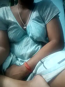 Snapshot of satisfiedgirl4 chatting on October 2025 11:05:02 PM satisfiedgirl4 online show from October 2025 11:05:02 PM