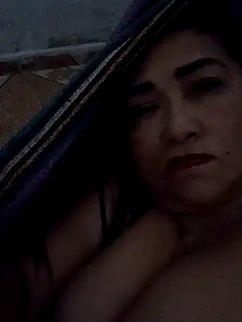 linda luna29 online show from November 2025 09:48:02 PM