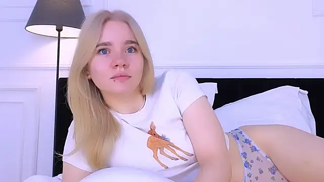 ANNABELLE LU online show from October 2025 02:23:02 AM