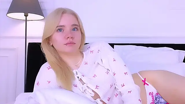 ANNABELLE LU online show from October 2025 02:25:02 AM