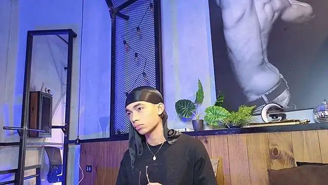 AlanCutee online show from April 2026 01:41:02 PM