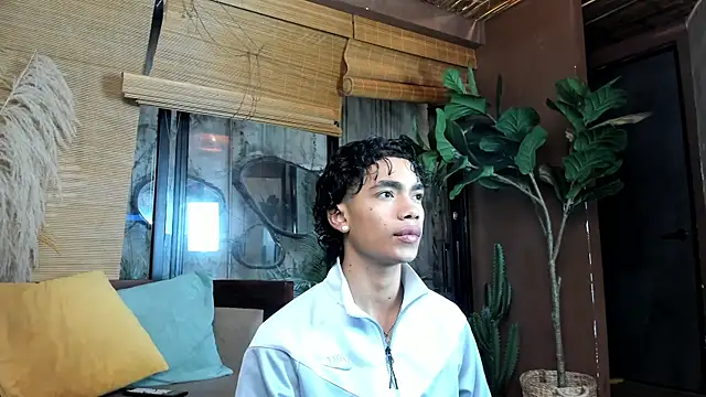 AlanCutee online show from June 2026 01:10:02 PM