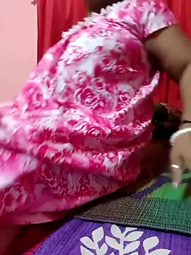 Cute-Swewty online show from May 2026 12:54:02 PM
