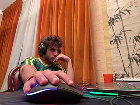 Lapatrona  online show from March 2026 06:24:02 PM