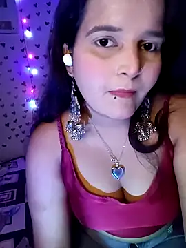 Snapshot of QueerSofty chatting on September 2025 11:43:01 AM QueerSofty online show from September 2025 11:43:01 AM