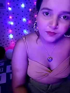 Snapshot of QueerSofty chatting on September 2025 06:29:02 PM QueerSofty online show from September 2025 06:29:02 PM