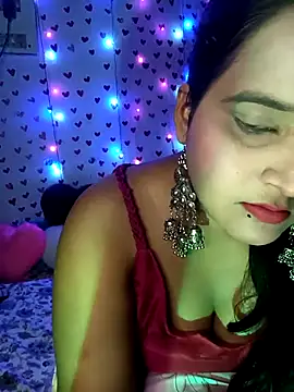 Snapshot of QueerSofty chatting on September 2025 06:21:01 PM QueerSofty online show from September 2025 06:21:01 PM