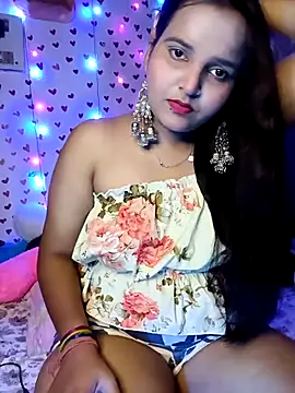 Snapshot of QueerSofty chatting on September 2025 06:10:01 PM QueerSofty online show from September 2025 06:10:01 PM