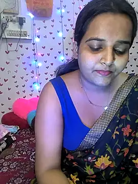 Snapshot of QueerSofty chatting on September 2025 10:20:02 AM QueerSofty online show from September 2025 10:20:02 AM