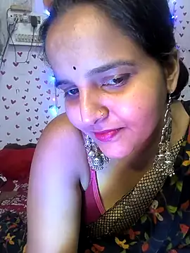 Snapshot of QueerSofty chatting on October 2025 09:50:02 AM QueerSofty online show from October 2025 09:50:02 AM