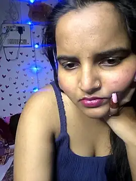 Snapshot of QueerSofty chatting on October 2025 05:57:02 PM QueerSofty online show from October 2025 05:57:02 PM