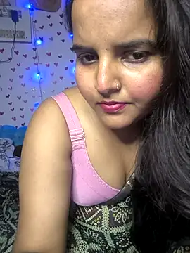 Snapshot of QueerSofty chatting on November 2025 05:23:01 PM QueerSofty online show from November 2025 05:23:01 PM