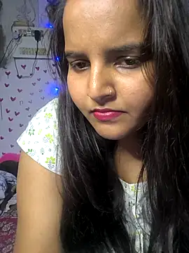 Snapshot of QueerSofty chatting on November 2025 05:29:02 AM QueerSofty online show from November 2025 05:29:02 AM