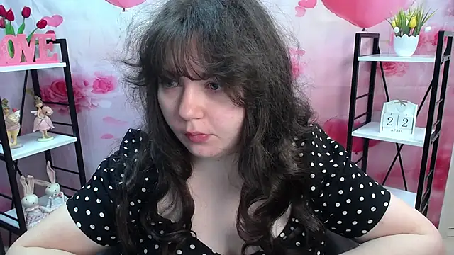 NeonilaLisova online show from April 2026 05:08:01 AM