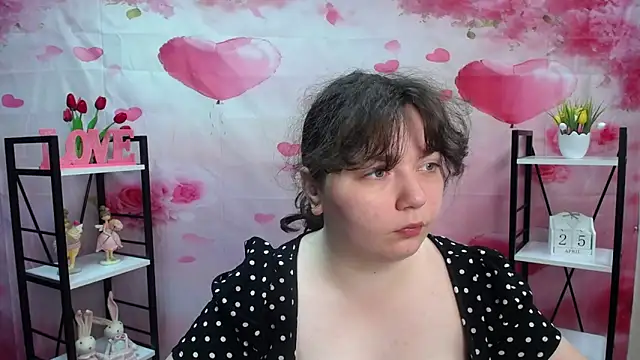 NeonilaLisova online show from April 2026 05:16:01 AM