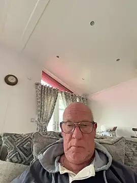 Snapshot of philefc chatting on February 2026 03:45:02 PM philefc online show from February 2026 03:45:02 PM