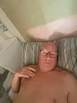 Snapshot of philefc chatting on March 2026 07:25:01 AM philefc online show from March 2026 07:25:01 AM