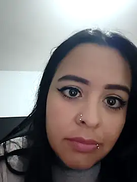 Sofia leving online show from October 2025 07:49:01 PM