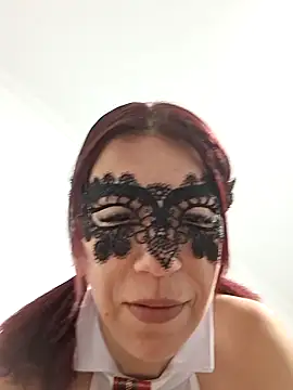 Anayssa  online show from October 2025 08:18:02 PM