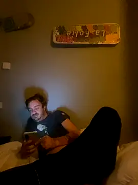 Snapshot of 3615-ULLA chatting on November 2025 09:09:02 AM 3615-ULLA online show from November 2025 09:09:02 AM