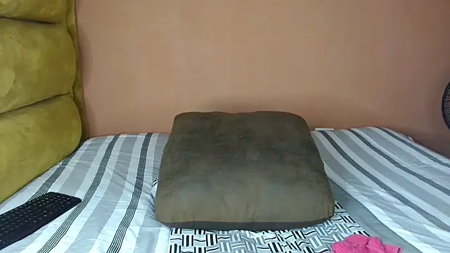 Snapshot of SexxyAddiict chatting on February 2026 12:36:01 PM SexxyAddiict online show from February 2026 12:36:01 PM