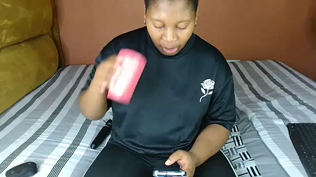 Snapshot of SexxyAddiict chatting on February 2026 04:49:01 PM SexxyAddiict online show from February 2026 04:49:01 PM