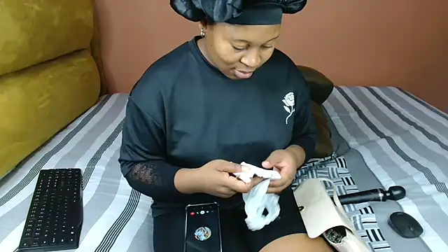 Snapshot of SexxyAddiict chatting on March 2026 12:44:01 PM SexxyAddiict online show from March 2026 12:44:01 PM