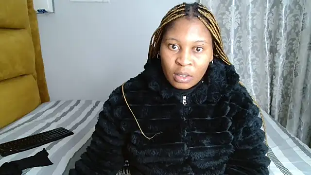 SexxyAddiict online show from May 2026 06:05:01 PM