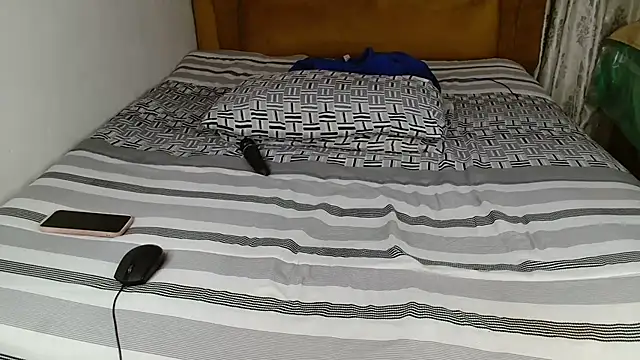 SexxyAddiict online show from June 2026 04:28:01 PM