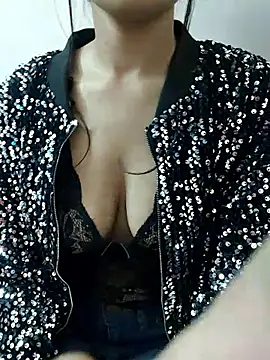 Snapshot of KARISHMA-STRIP chatting on October 2025 05:54:02 PM KARISHMA-STRIP online show from October 2025 05:54:02 PM