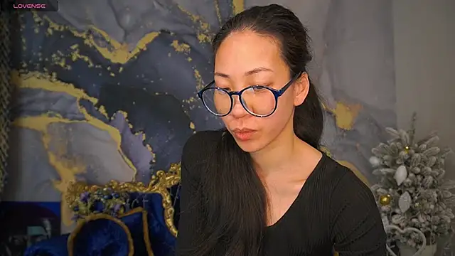 Snapshot of Yen_Star chatting on February 2026 08:19:02 PM Yen Star online show from February 2026 08:19:02 PM