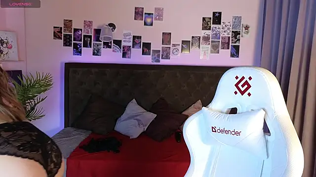 Jesica mooon online show from October 2025 01:36:02 AM