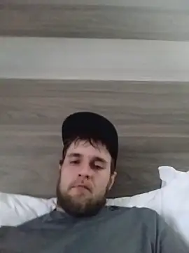 Snapshot of high3ndlowlife chatting on November 2025 06:41:02 PM high3ndlowlife online show from November 2025 06:41:02 PM