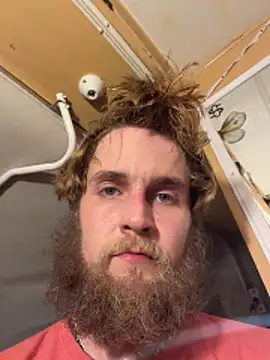 Snapshot of high3ndlowlife chatting on February 2026 07:04:02 AM high3ndlowlife online show from February 2026 07:04:02 AM